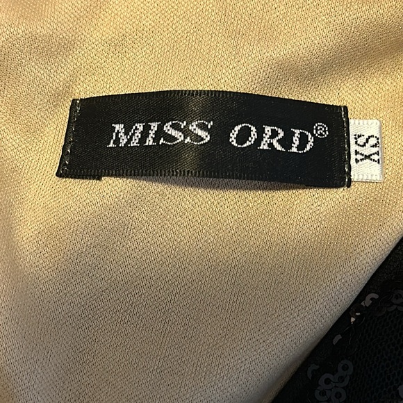 Sequin Bodycon Dress - Picture 4 of 4